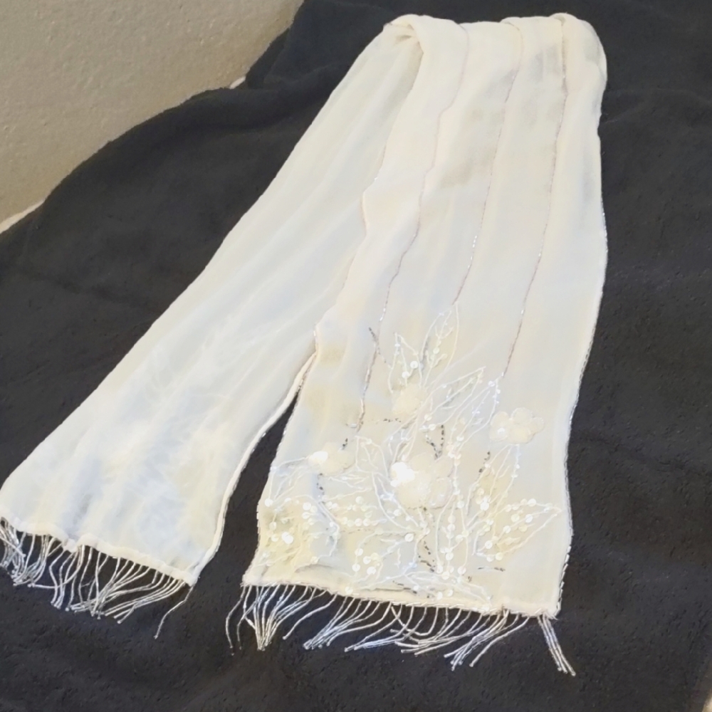 Elegant White Floral Embroidered Scarf